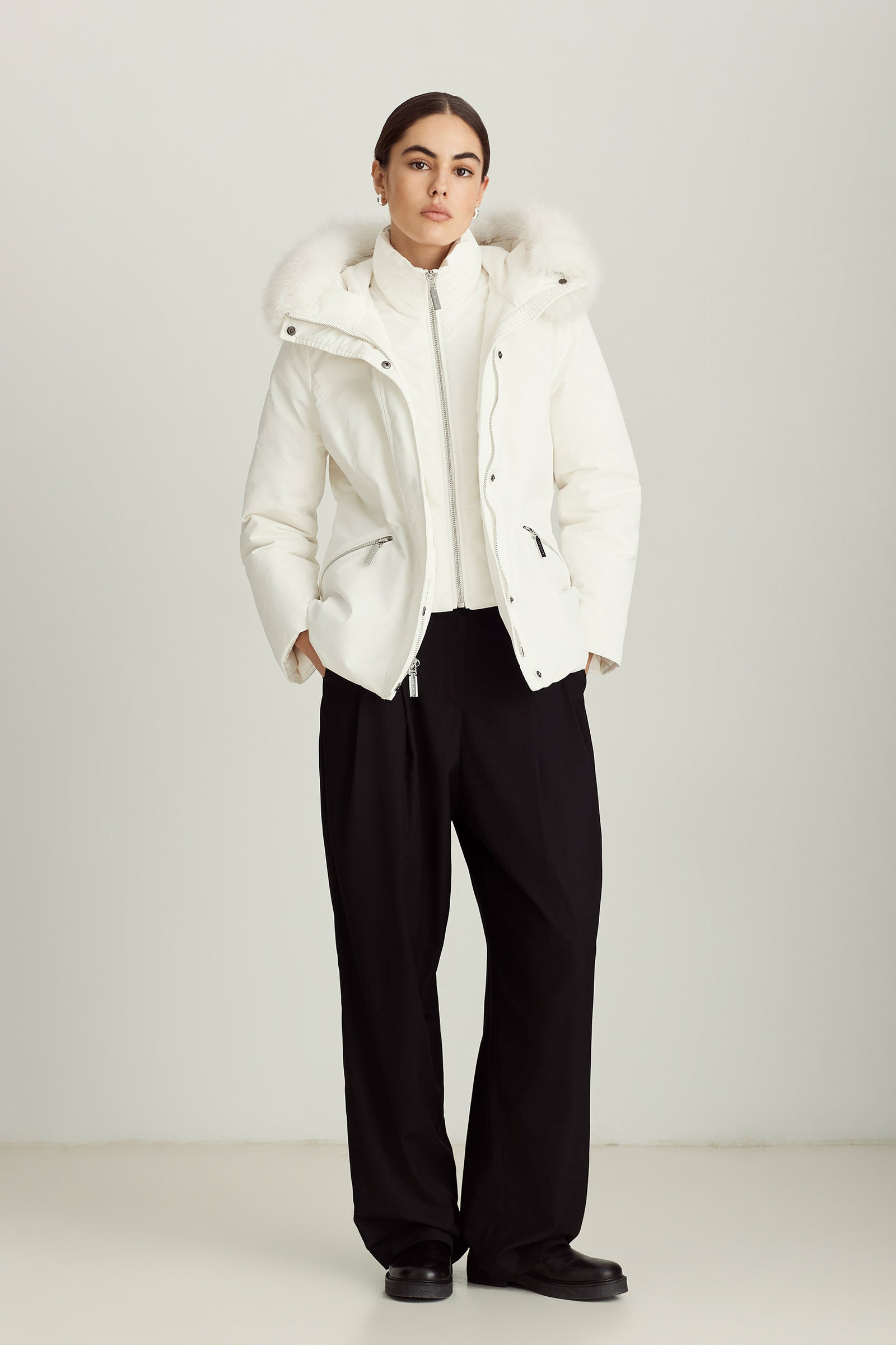 D625886_ROBYN_ALPINE_009_FULL_
